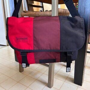 Timbuck2 Classic Messenger Bag - NEW